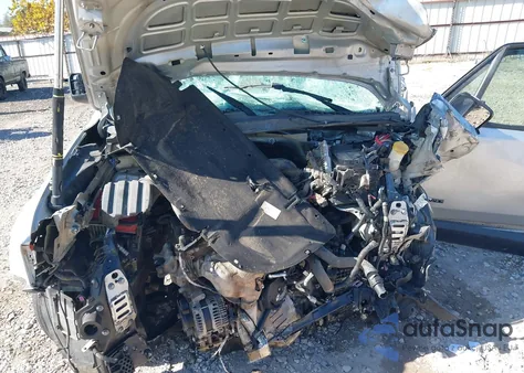 2020 Jeep Renegade Latitude Fwd z USA, uszkodzony, nr VIN ZACNJABB0LPL03329